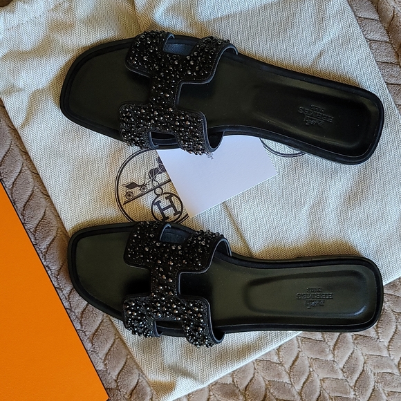 Hermes Oran Sandal with Crystals size 40eu… - Picture 11 of 12